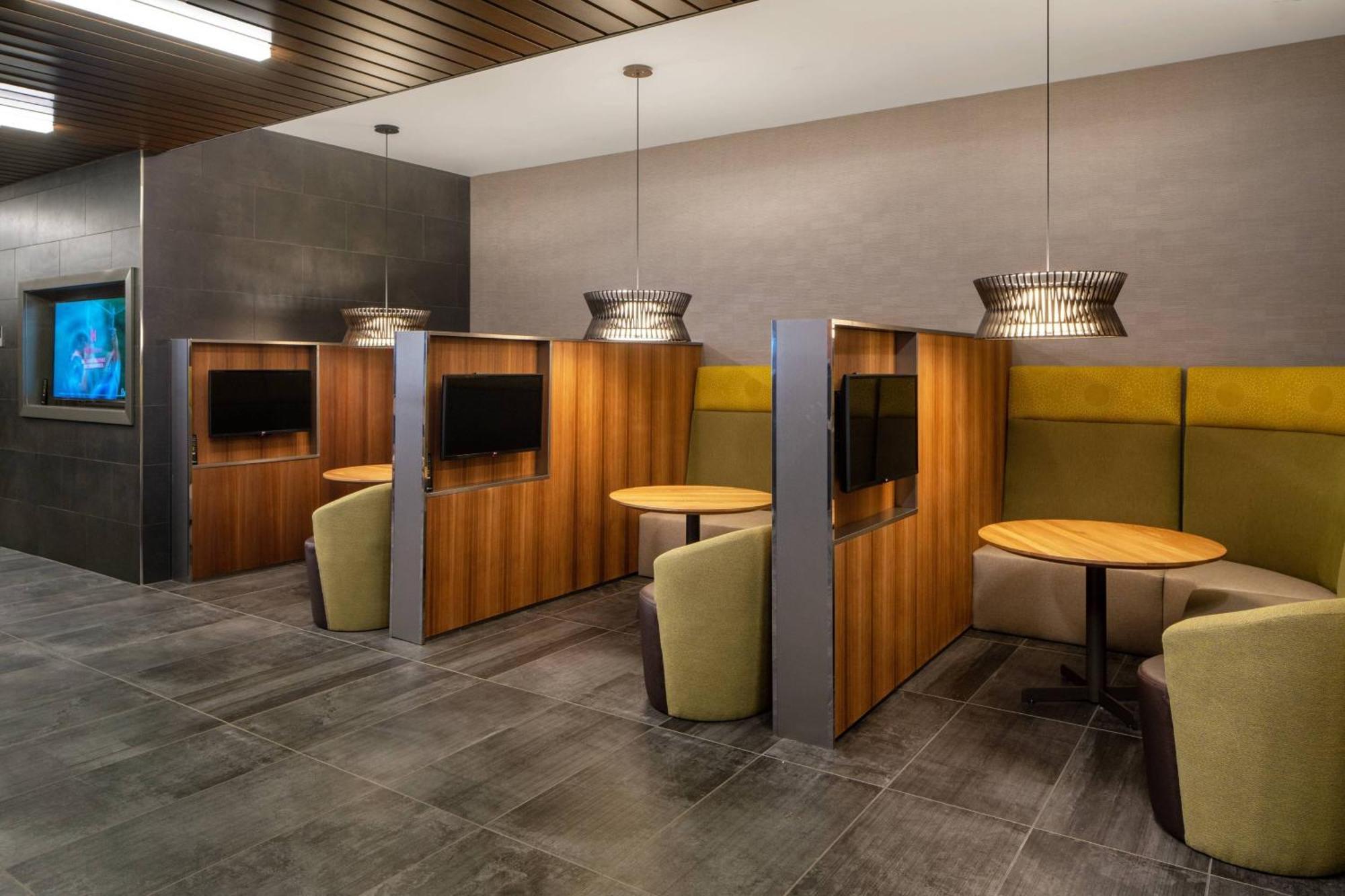 Hotel Courtyard By Marriott Lafayette South Exterior foto
